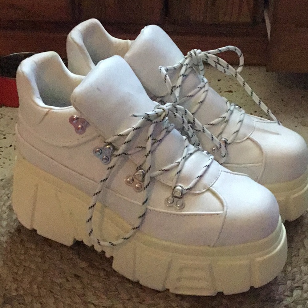 New Bershka XL Platform Sneaker White tennis shoe